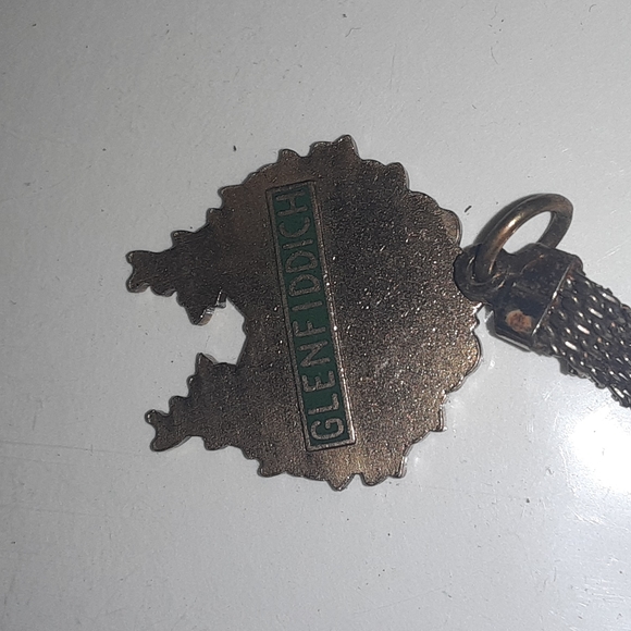 VINTAGE GLENFIDDICH KEYCHAIN CHARM NRMINT CONDITION - Picture 5 of 5